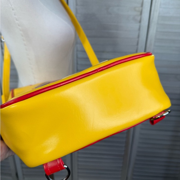 TRICK OR TREAT STUDIOS Child's Play 2 Good Guy Convertible Box Bag - Picture 4 of 5